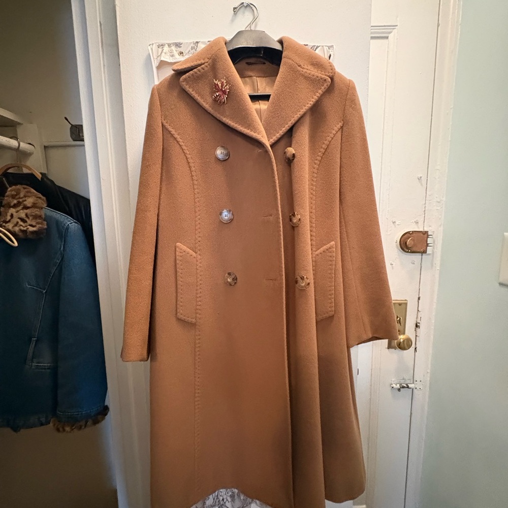 Elegant Tan Wool Coat
